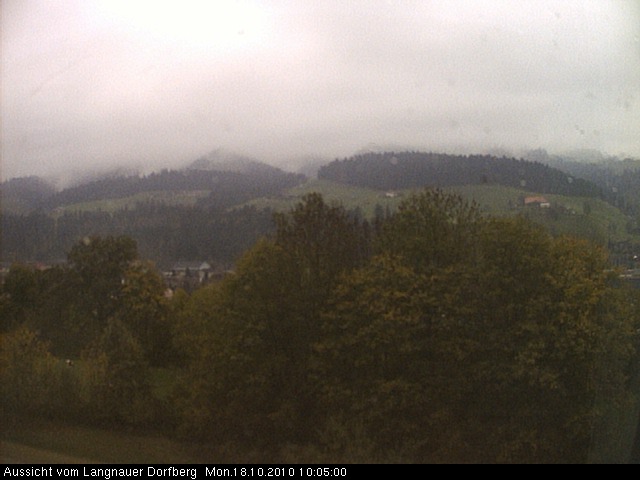 Webcam-Bild: Aussicht vom Dorfberg in Langnau 20101018-100500