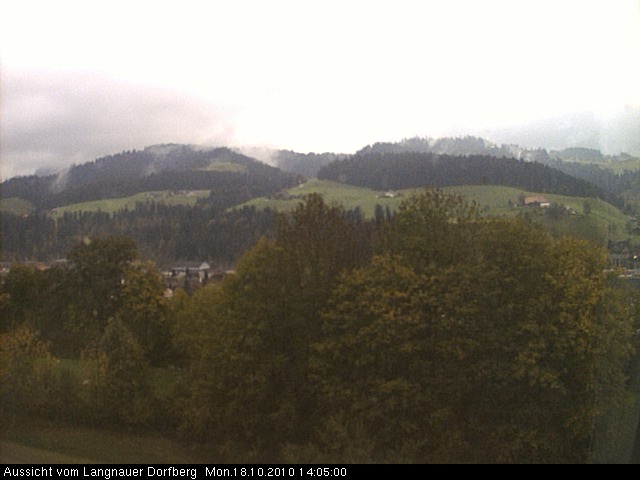 Webcam-Bild: Aussicht vom Dorfberg in Langnau 20101018-140500