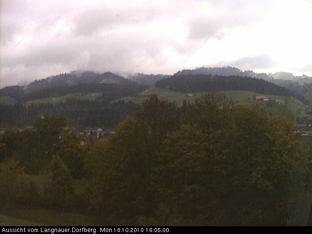 Webcam-Bild: Aussicht vom Dorfberg in Langnau 20101018-160500