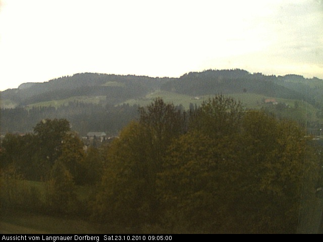 Webcam-Bild: Aussicht vom Dorfberg in Langnau 20101023-090500