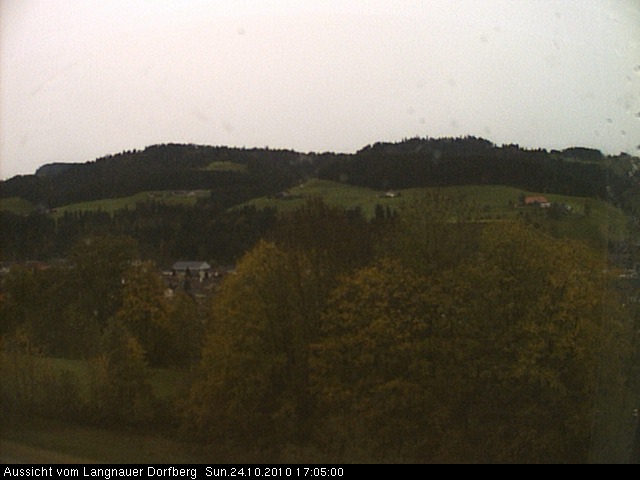 Webcam-Bild: Aussicht vom Dorfberg in Langnau 20101024-170500