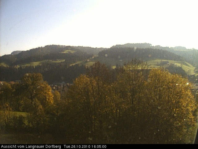 Webcam-Bild: Aussicht vom Dorfberg in Langnau 20101026-160500