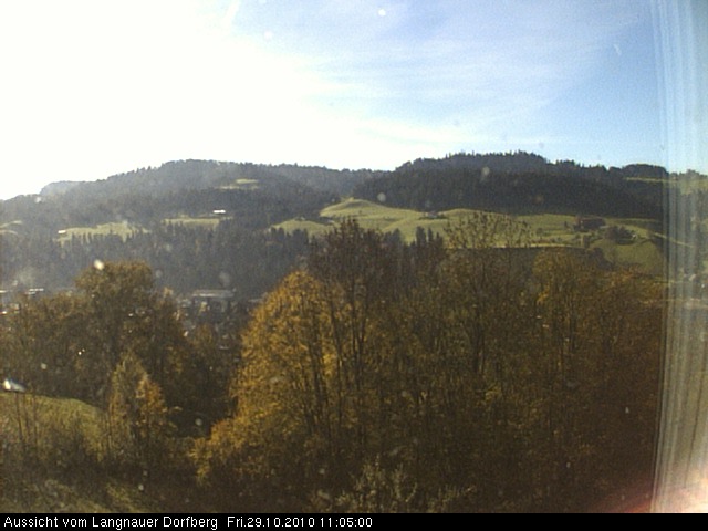 Webcam-Bild: Aussicht vom Dorfberg in Langnau 20101029-110500