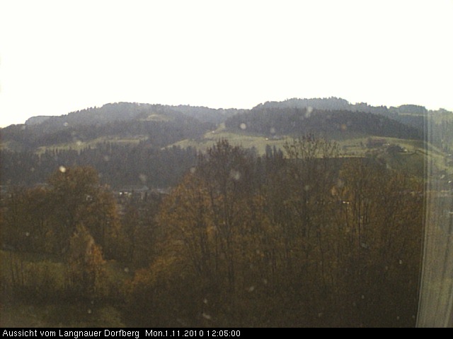 Webcam-Bild: Aussicht vom Dorfberg in Langnau 20101101-120500