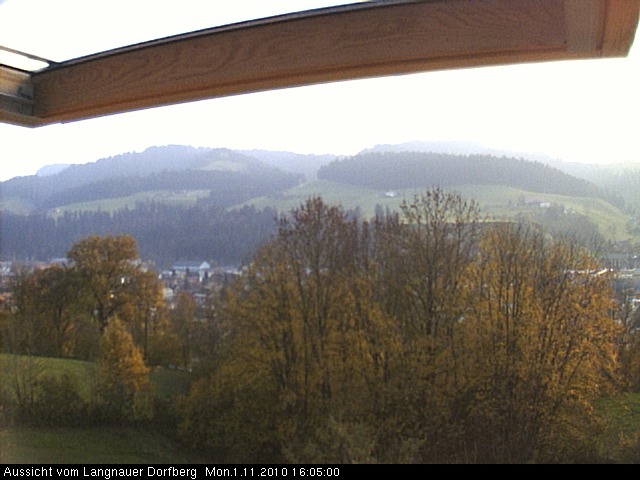 Webcam-Bild: Aussicht vom Dorfberg in Langnau 20101101-160500