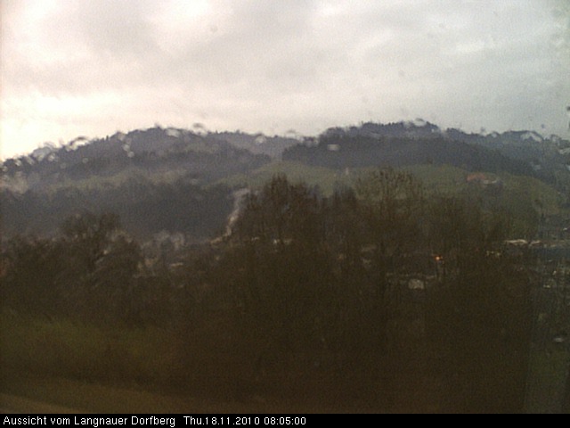 Webcam-Bild: Aussicht vom Dorfberg in Langnau 20101118-080500