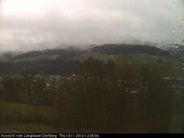 Webcam-Bild: Aussicht vom Dorfberg in Langnau 20101118-120500