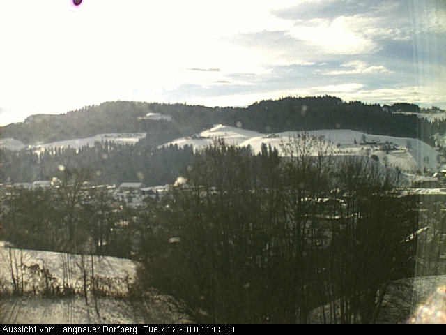 Webcam-Bild: Aussicht vom Dorfberg in Langnau 20101207-110500