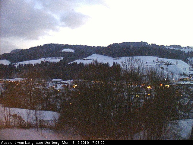 Webcam-Bild: Aussicht vom Dorfberg in Langnau 20101213-170500