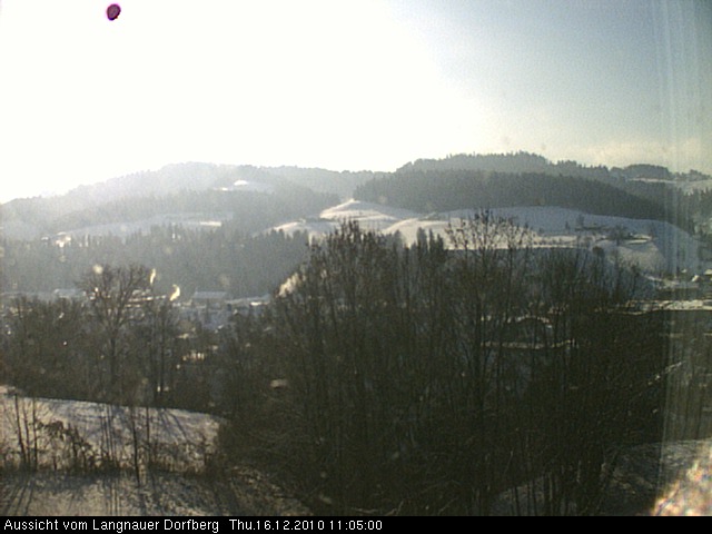 Webcam-Bild: Aussicht vom Dorfberg in Langnau 20101216-110500