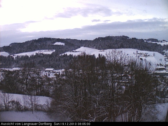 Webcam-Bild: Aussicht vom Dorfberg in Langnau 20101219-080500