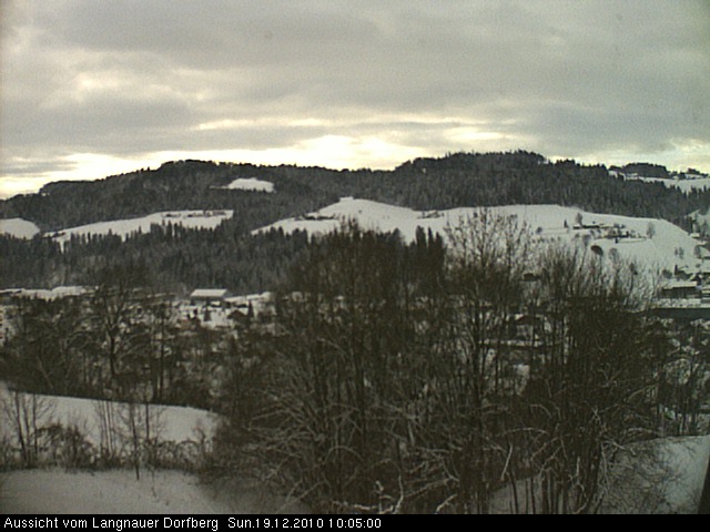 Webcam-Bild: Aussicht vom Dorfberg in Langnau 20101219-100500