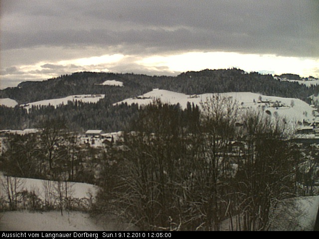 Webcam-Bild: Aussicht vom Dorfberg in Langnau 20101219-120500