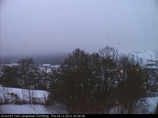 Webcam-Bild: Aussicht vom Dorfberg in Langnau 20101230-080500