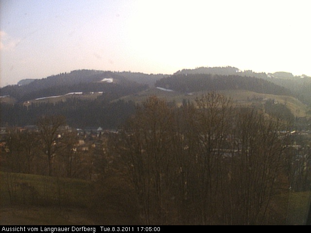 Webcam-Bild: Aussicht vom Dorfberg in Langnau 20110308-170500