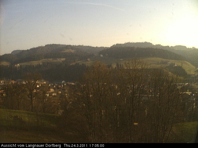 Webcam-Bild: Aussicht vom Dorfberg in Langnau 20110324-170500