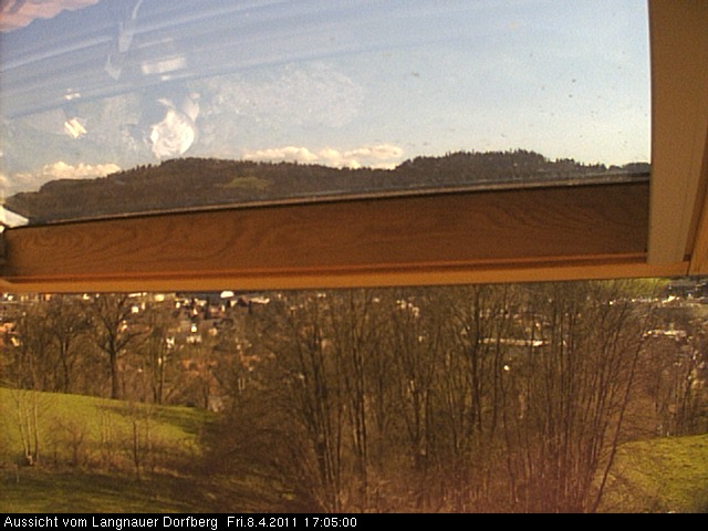 Webcam-Bild: Aussicht vom Dorfberg in Langnau 20110408-170500