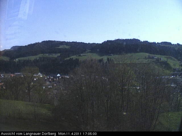 Webcam-Bild: Aussicht vom Dorfberg in Langnau 20110411-170500
