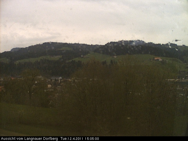 Webcam-Bild: Aussicht vom Dorfberg in Langnau 20110412-150500