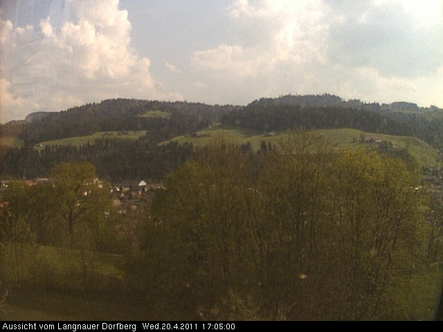 Webcam-Bild: Aussicht vom Dorfberg in Langnau 20110420-170500
