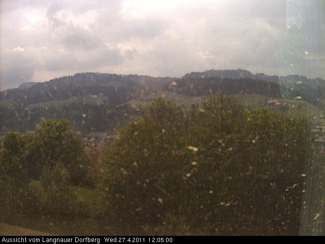 Webcam-Bild: Aussicht vom Dorfberg in Langnau 20110427-120500