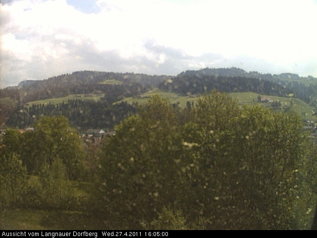 Webcam-Bild: Aussicht vom Dorfberg in Langnau 20110427-160500