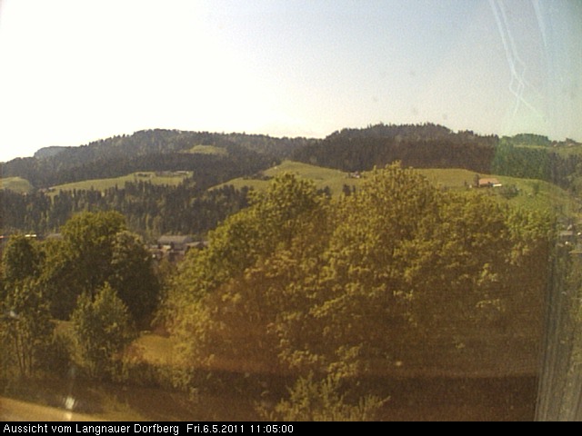 Webcam-Bild: Aussicht vom Dorfberg in Langnau 20110506-110500