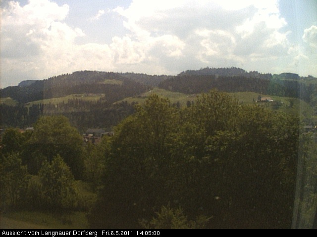 Webcam-Bild: Aussicht vom Dorfberg in Langnau 20110506-140500