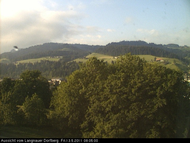 Webcam-Bild: Aussicht vom Dorfberg in Langnau 20110513-080500
