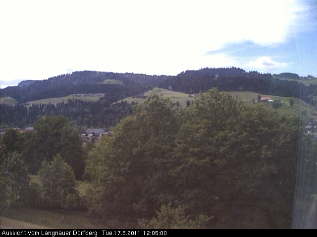 Webcam-Bild: Aussicht vom Dorfberg in Langnau 20110517-120500