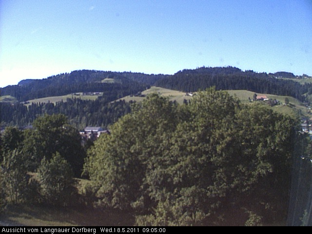 Webcam-Bild: Aussicht vom Dorfberg in Langnau 20110518-090500