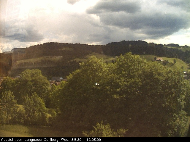 Webcam-Bild: Aussicht vom Dorfberg in Langnau 20110518-160500