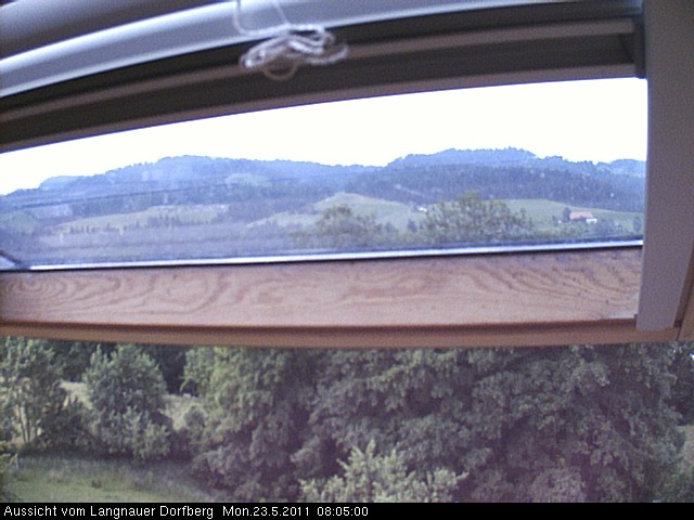 Webcam-Bild: Aussicht vom Dorfberg in Langnau 20110523-080500