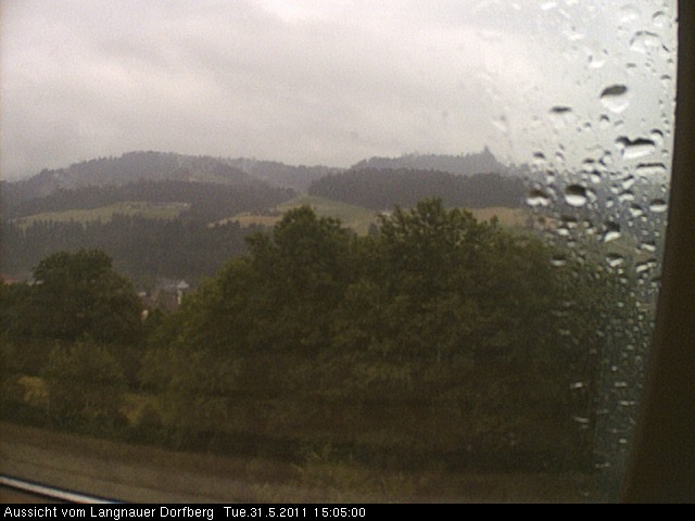 Webcam-Bild: Aussicht vom Dorfberg in Langnau 20110531-150500
