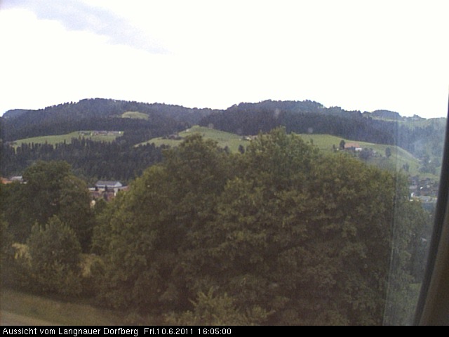 Webcam-Bild: Aussicht vom Dorfberg in Langnau 20110610-160500