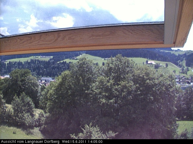 Webcam-Bild: Aussicht vom Dorfberg in Langnau 20110615-140500