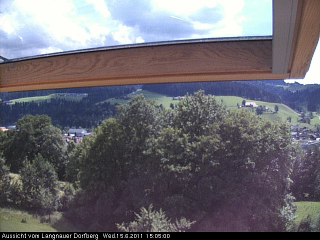 Webcam-Bild: Aussicht vom Dorfberg in Langnau 20110615-150500