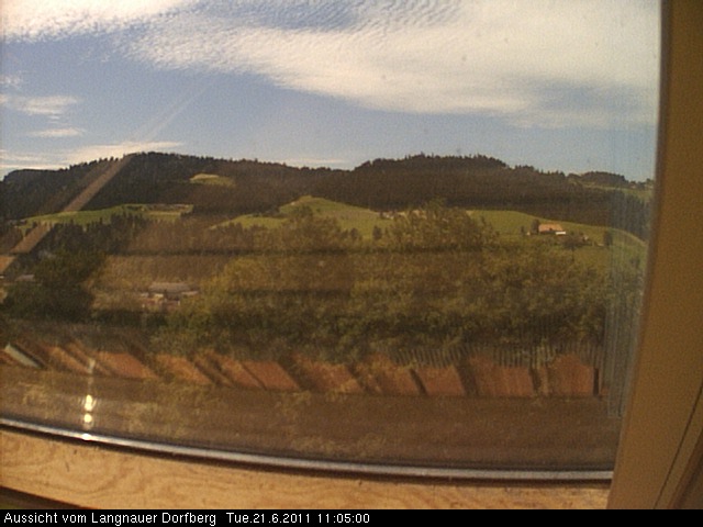 Webcam-Bild: Aussicht vom Dorfberg in Langnau 20110621-110500