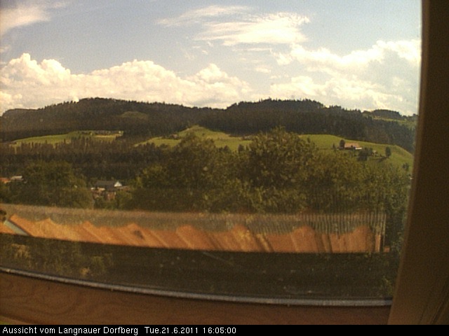 Webcam-Bild: Aussicht vom Dorfberg in Langnau 20110621-160500