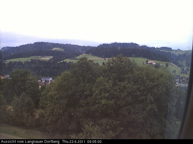 Webcam-Bild: Aussicht vom Dorfberg in Langnau 20110623-090500
