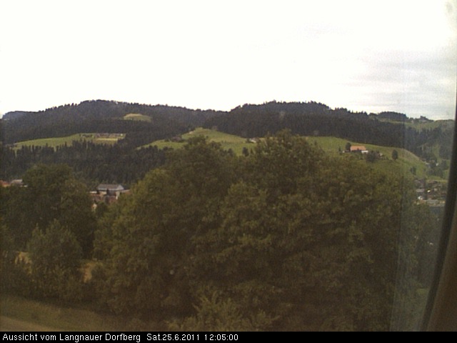 Webcam-Bild: Aussicht vom Dorfberg in Langnau 20110625-120500