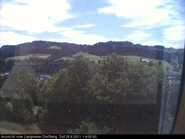 Webcam-Bild: Aussicht vom Dorfberg in Langnau 20110625-140500