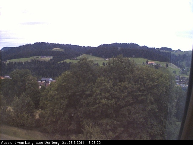 Webcam-Bild: Aussicht vom Dorfberg in Langnau 20110625-160500