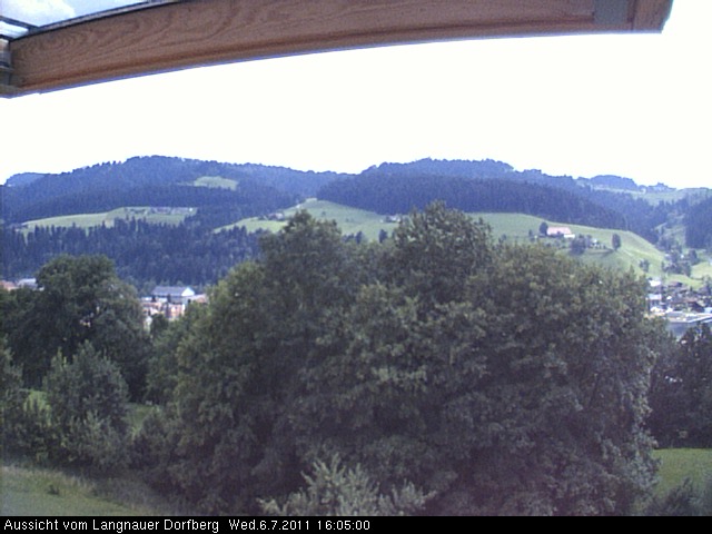 Webcam-Bild: Aussicht vom Dorfberg in Langnau 20110706-160500