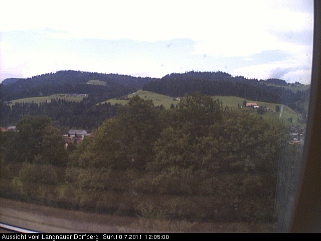 Webcam-Bild: Aussicht vom Dorfberg in Langnau 20110710-120500