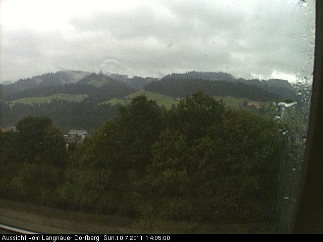 Webcam-Bild: Aussicht vom Dorfberg in Langnau 20110710-140500