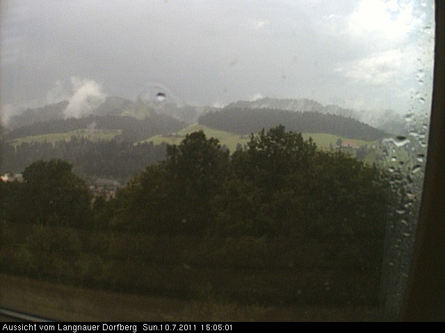 Webcam-Bild: Aussicht vom Dorfberg in Langnau 20110710-150501