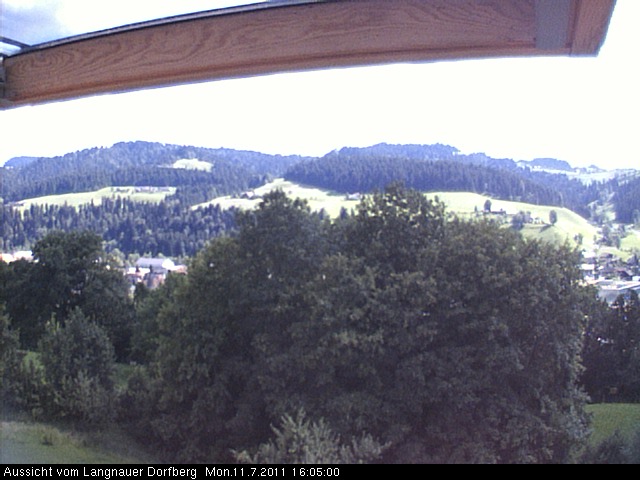 Webcam-Bild: Aussicht vom Dorfberg in Langnau 20110711-160500