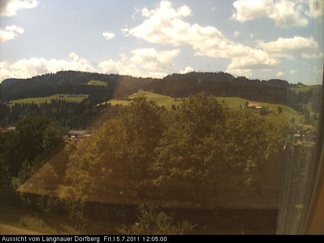 Webcam-Bild: Aussicht vom Dorfberg in Langnau 20110715-120500