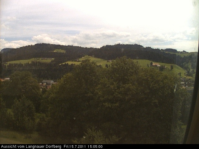 Webcam-Bild: Aussicht vom Dorfberg in Langnau 20110715-150500